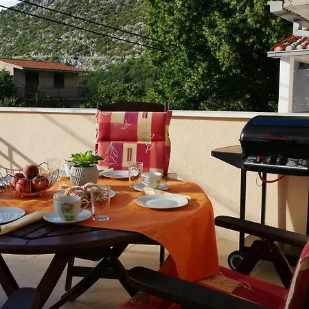 Apartman Maris *