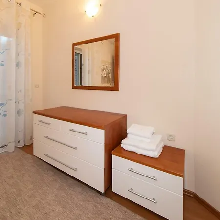 Apartment Apartman Maris