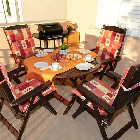 Apartman Maris Apartment